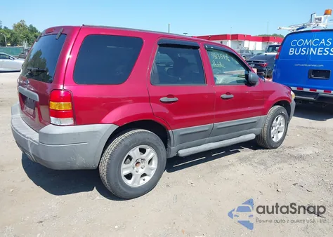 2007 Ford Escape Xlt z USA, uszkodzony, nr VIN 1FMYU03Z47KB76903